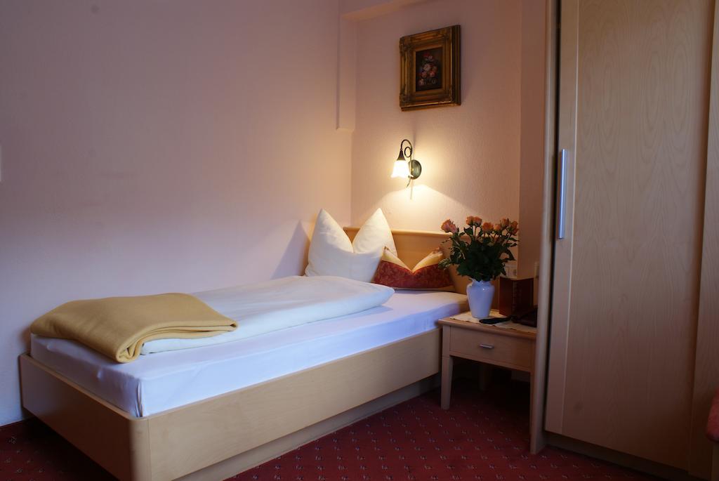 Gasthof Riederhof Hotel Gerlos Room photo